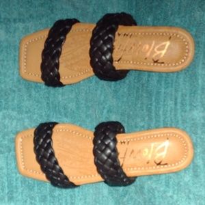 Blowfish size 8 Mandala      - Black / NWT